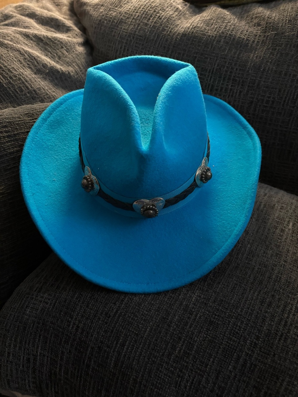 Women’s turquoise wool cowboy hat